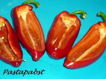 Rezept: Gefüllte Paprika auf Reisbett Bild Nr. 2 Gefüllte Paprika auf Reisbett - Rezept - Bild Nr. 2