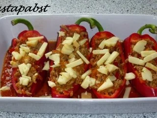 Rezept: Gefüllte Paprika auf Reisbett Bild Nr. 3 Gefüllte Paprika auf Reisbett - Rezept - Bild Nr. 3