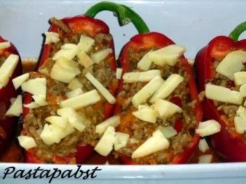 Rezept: Gefüllte Paprika auf Reisbett Bild Nr. 4 Gefüllte Paprika auf Reisbett - Rezept - Bild Nr. 4