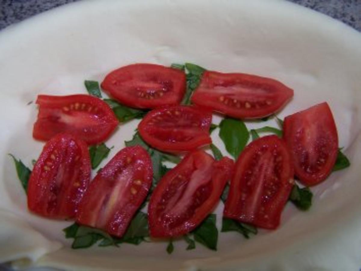 Tomaten-Törtchen mit Basilikum - Rezept - Bild Nr. 2