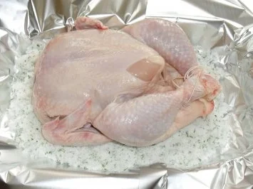 Rezept: Hähnchen in Salzkruste Bild Nr. 2 Hähnchen in Salzkruste - Rezept - Bild Nr. 2