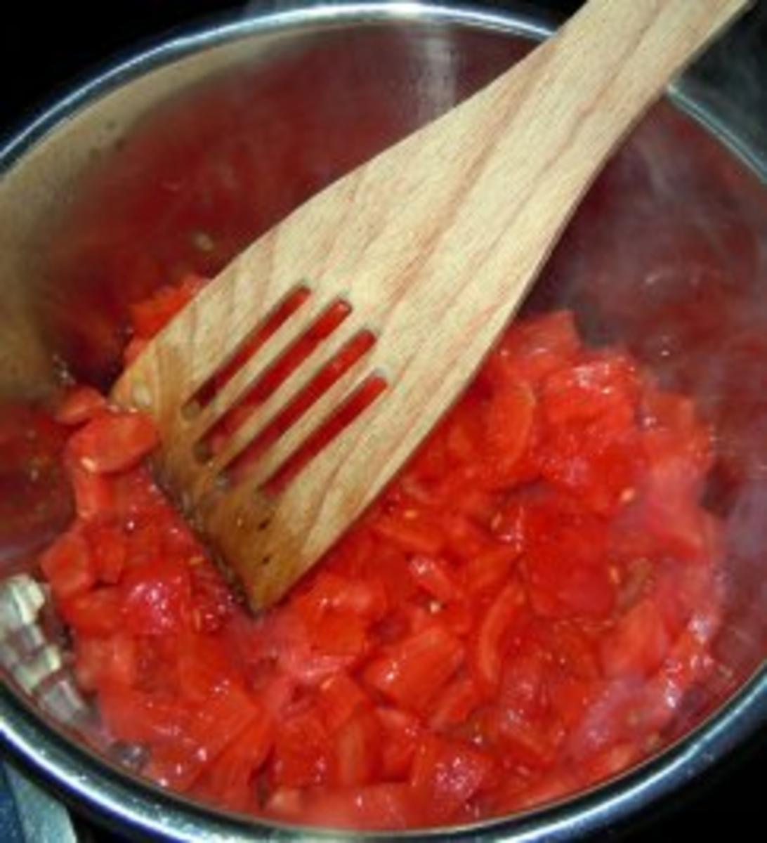 Rindsbouletten mit Tomaten-Chili-Rahmsauce - Rezept - Bild Nr. 5