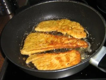 Rezept: Putenschnitzel mit Speckböhnchen, Kartöffelchen und Rahm-Zitronensoße Bild Nr. 4 Putenschnitzel mit Speckböhnchen, Kartöffelchen und Rahm-Zitronensoße - Rezept - Bild Nr. 4