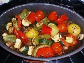 Hähnchenbrust im Schinkenmantel und buntem Ofengemüse - Rezept - Bild Nr. 7