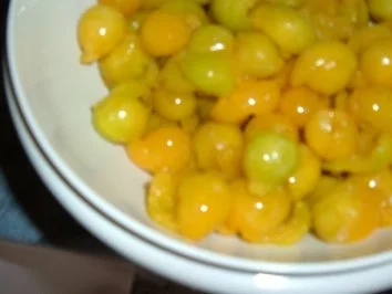 Rezept: Kuchen.......Mirabellenkuchen mit Nussboden Bild Nr. 2 Kuchen.......Mirabellenkuchen mit Nussboden - Rezept - Bild Nr. 2