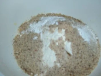 Rezept: Kuchen.......Mirabellenkuchen mit Nussboden Bild Nr. 3 Kuchen.......Mirabellenkuchen mit Nussboden - Rezept - Bild Nr. 3