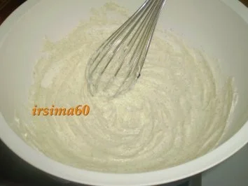 Rezept: Vanillecremeschnitten an Passionsfruchtspiegel Bild Nr. 6 Vanillecremeschnitten an Passionsfruchtspiegel - Rezept - Bild Nr. 6