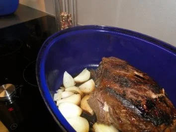 Rezept: Rinderbraten (Bug) gespickt mit Knoblauch Bild Nr. 10 Rinderbraten (Bug) gespickt mit Knoblauch - Rezept - Bild Nr. 10