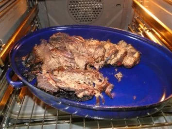 Rezept: Rinderbraten (Bug) gespickt mit Knoblauch Bild Nr. 11 Rinderbraten (Bug) gespickt mit Knoblauch - Rezept - Bild Nr. 11