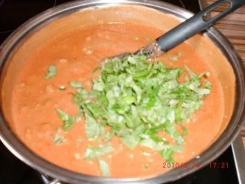 Rezept: Auflauf: Roter Nudel-Hackauflauf mit Mozzarella Bild Nr. 3 Auflauf: Roter Nudel-Hackauflauf mit Mozzarella - Rezept - Bild Nr. 3