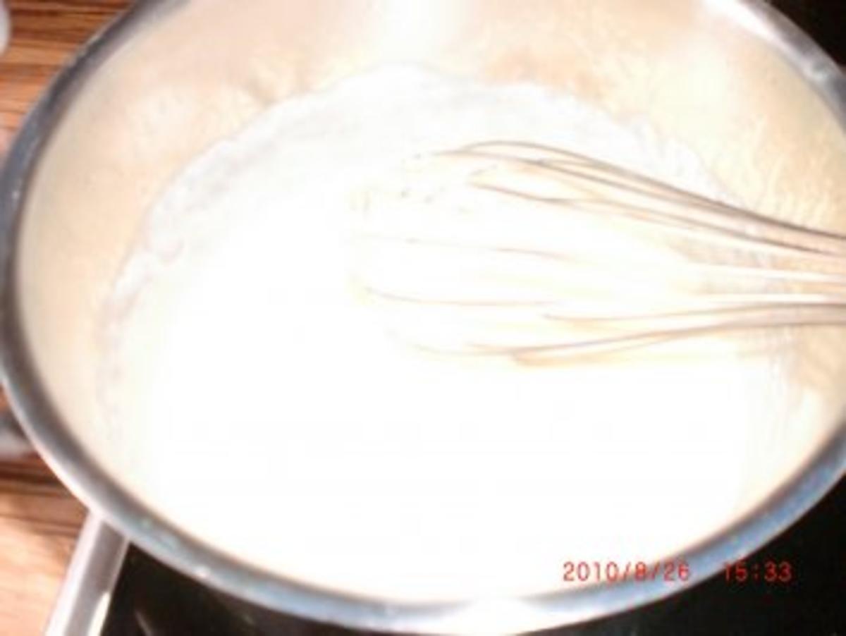 Dessert: Mazipansahne Nocken auf Cachaca Obstsalat - Rezept - Bild Nr. 3