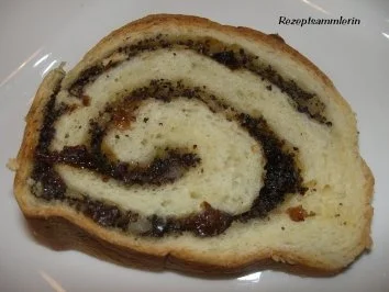 Hefe:   ~ MOHN - KRANZ ~ - Rezept - Bild Nr. 2