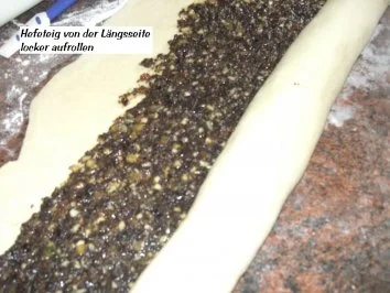 Hefe:   ~ MOHN - KRANZ ~ - Rezept - Bild Nr. 7