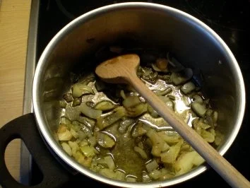 Spitzkohl a la Bayrisch Kraut mit Bratwurst - Rezept - Bild Nr. 2