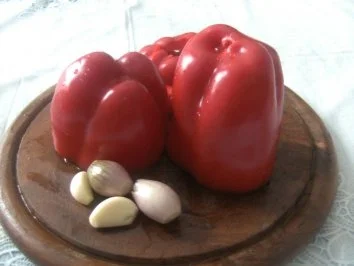 Jägerklöschen mit einer scharfen Paprika-Soße - Rezept - Bild Nr. 2