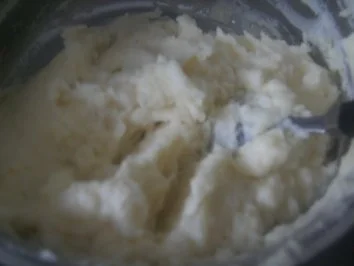 Jägerklöschen mit einer scharfen Paprika-Soße - Rezept - Bild Nr. 11