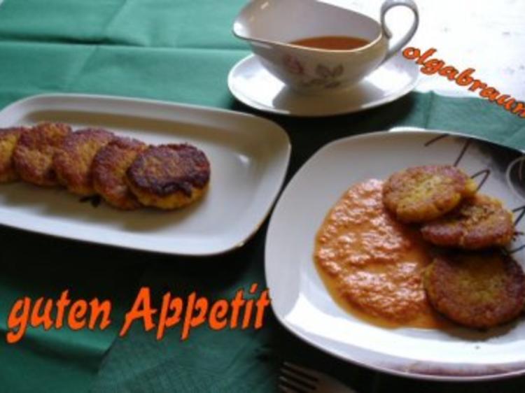 Kürbispflanzerl mit Paprikasahne