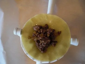 Ravioli aus Rotweinrind auf Amaretto-Kürbis-Püree mit Birnen-Sambal - Rezept - Bild Nr. 5