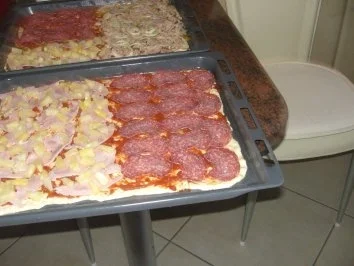 Hefe:    PIZZA - QUARTETT - Rezept - Bild Nr. 2