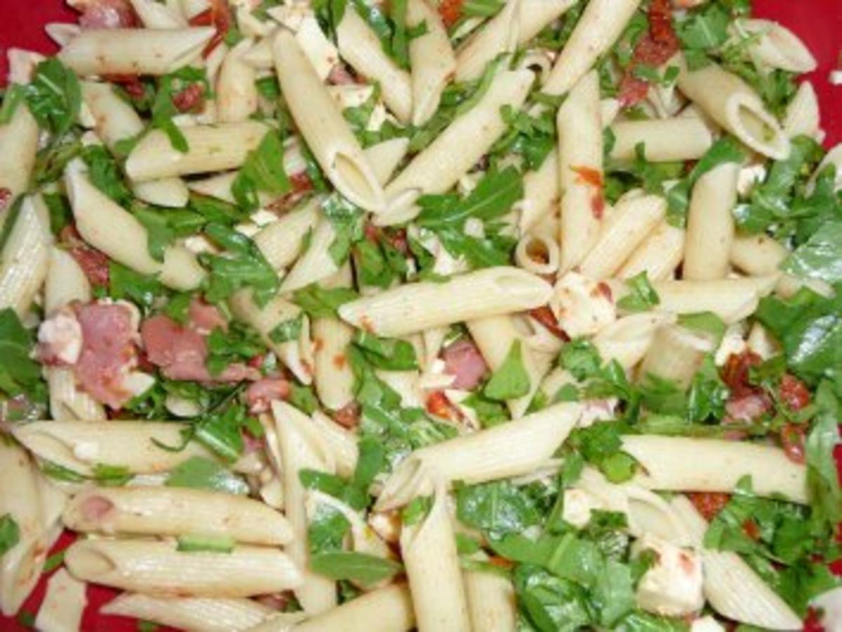 Nudelsalat nach italienischer Art - Rezept - kochbar.de