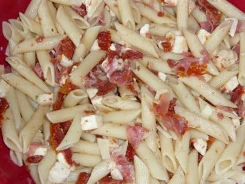 Rezept: Nudelsalat nach italienischer Art Bild Nr. 4 Nudelsalat nach italienischer Art - Rezept - Bild Nr. 4