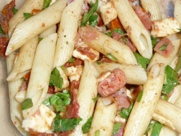 Rezept: Nudelsalat nach italienischer Art Nudelsalat nach italienischer Art - Rezept