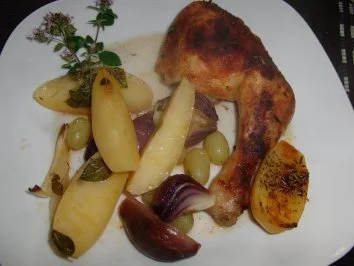 Huhn : Die Trauben für die Hähnchenkeulen waren beschwipst - Rezept - Bild Nr. 7