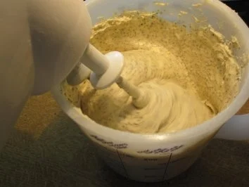 Mohnkuchen mit frischen Johannisbeeren - Rezept - Bild Nr. 2