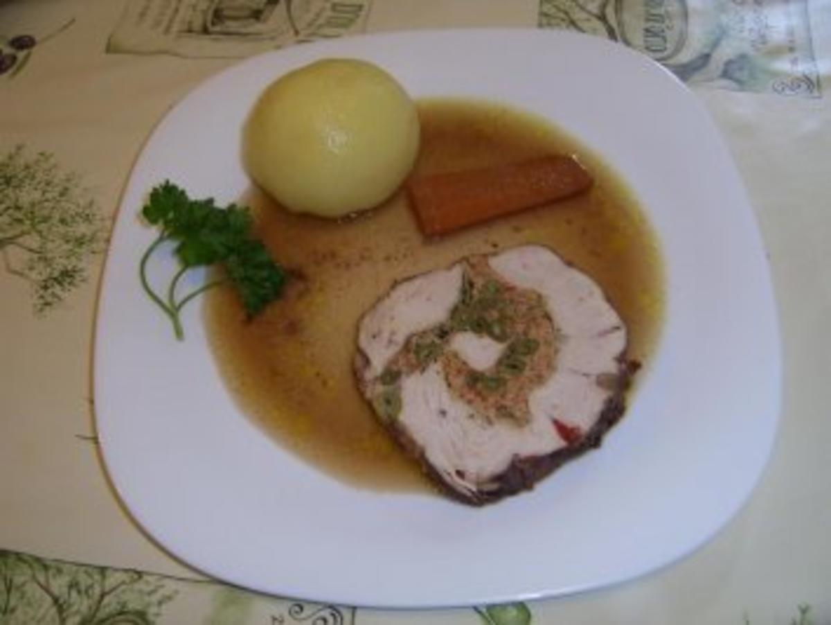 Gespickter Putenrollbraten mit Zwetschgenfüllung - Rezept By
Fw-Commander