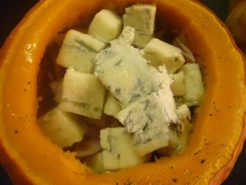 Rezept: Kürbis mit Gorgonzolafüllung Bild Nr. 6 Kürbis mit Gorgonzolafüllung - Rezept - Bild Nr. 6