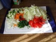 Gemüse-Lasagne mit Spitzkohl, Karotten, Zucchini und Tomaten - Rezept