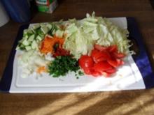 Gemüse-Lasagne mit Spitzkohl, Karotten, Zucchini und Tomaten - Rezept
