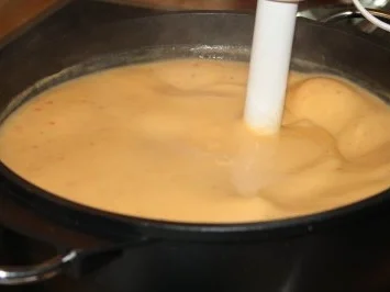 Scharfe Zucchini-Creme-Suppe - Rezept - Bild Nr. 3