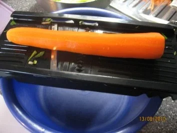 Rezept: Julienne–Gemüse auf Bandnudeln mit Curry-Sahnesoße Bild Nr. 4 Julienne–Gemüse auf Bandnudeln mit Curry-Sahnesoße - Rezept - Bild Nr. 4