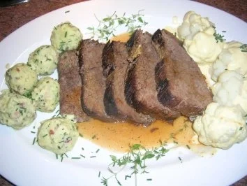 Geschmorter Tafelspitz vom Bergischen Ochsen mit Bordauxsauce und Speck-Grießknödel - Rezept - Bild Nr. 10