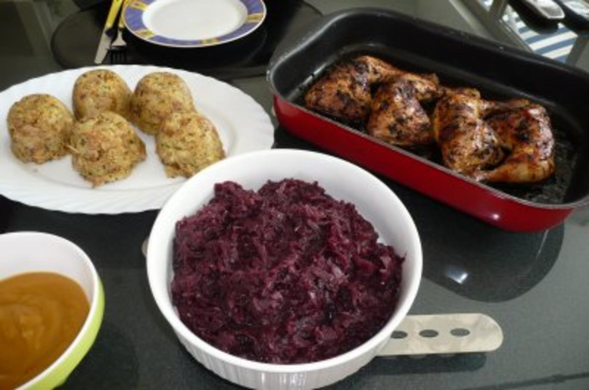 Bilder für Gemüse: Rotkohl mit Apfel-Mangomark - Rezept