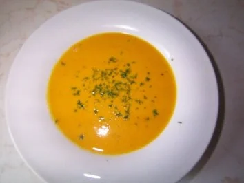Hokaido-Kürbiscremesuppe mit Kokosmilch - Rezept