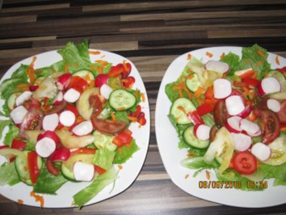 Gemischter Salat mit  Curry-Hähnchen Filet und gebratenen Pilzen - Rezept - Bild Nr. 4