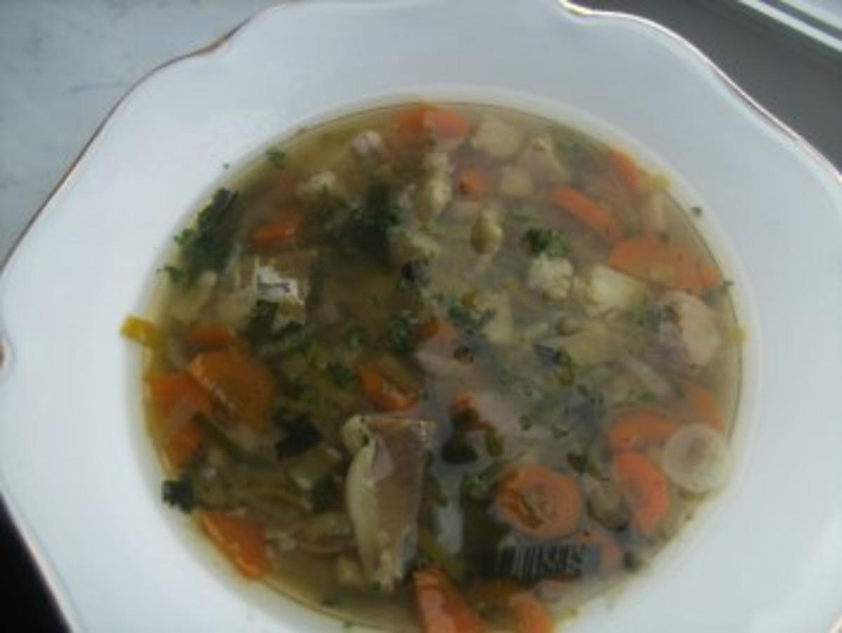 Fischsuppe auch als Vorsuppe gut, - Rezept Gesendet von altemutter