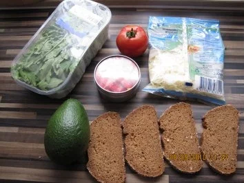 Rezept: Überbackenes Rucola Brot Bild Nr. 2 Überbackenes Rucola Brot - Rezept - Bild Nr. 2