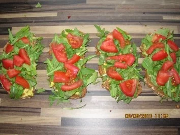 Rezept: Überbackenes Rucola Brot Bild Nr. 5 Überbackenes Rucola Brot - Rezept - Bild Nr. 5