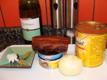 Rezept: Beilage : -Mein Weinsauerkraut mit Ananas- Bild Nr. 2 Beilage : -Mein Weinsauerkraut mit Ananas- - Rezept - Bild Nr. 2