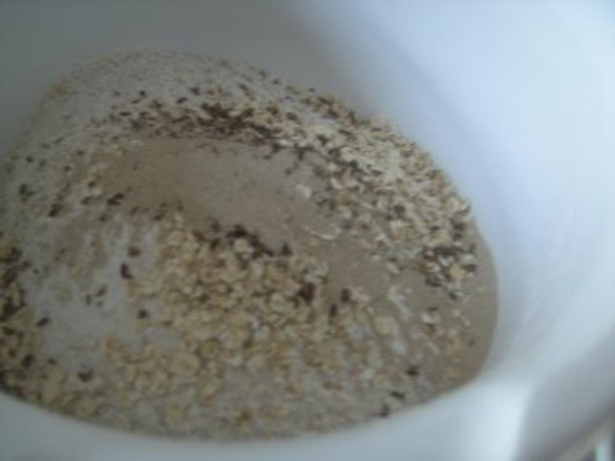 Brot 3 Korn- Roggen Vollkornbrot - schnell &amp; einfach - von altemutter
