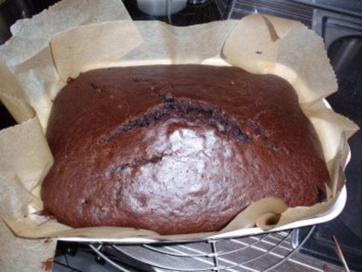Chocolate Mayonaise Cake (Death by Chocolate) - Rezept - Bild Nr. 6