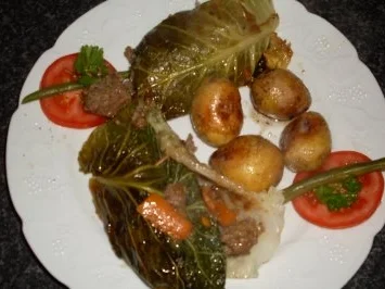 Rezept: Wirsing - Rouladen mit Drillinge.... Wirsing - Rouladen mit Drillinge.... - Rezept