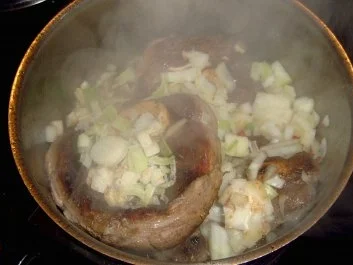 FLEISCH: Rinderbeinscheibe in "Sestersoße" - Rezept - Bild Nr. 3