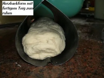 Rezept: Brot: CIABATTA in Form gebracht Bild Nr. 3 Brot: CIABATTA in Form gebracht - Rezept - Bild Nr. 3