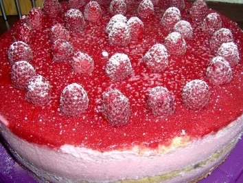 Rezept: Himbeer-joghurt-torte Bild Nr. 2 Himbeer-joghurt-torte - Rezept - Bild Nr. 2
