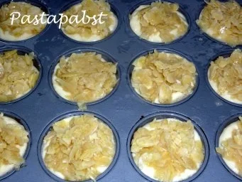 Rezept: Bienenstichmuffins Bild Nr. 6 Bienenstichmuffins - Rezept - Bild Nr. 6