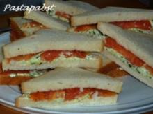 Lachs-Sandwich mit Zucchini-Frischkäsecreme - Rezept